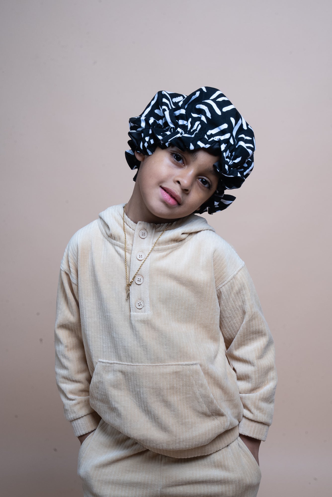 Black & White Child Silk Bonnet